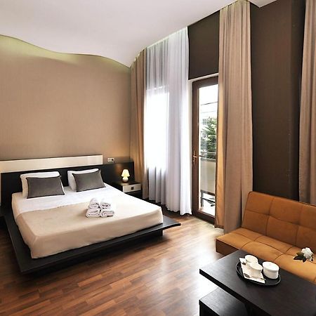 Hotel Majestic Tbilisi Luaran gambar