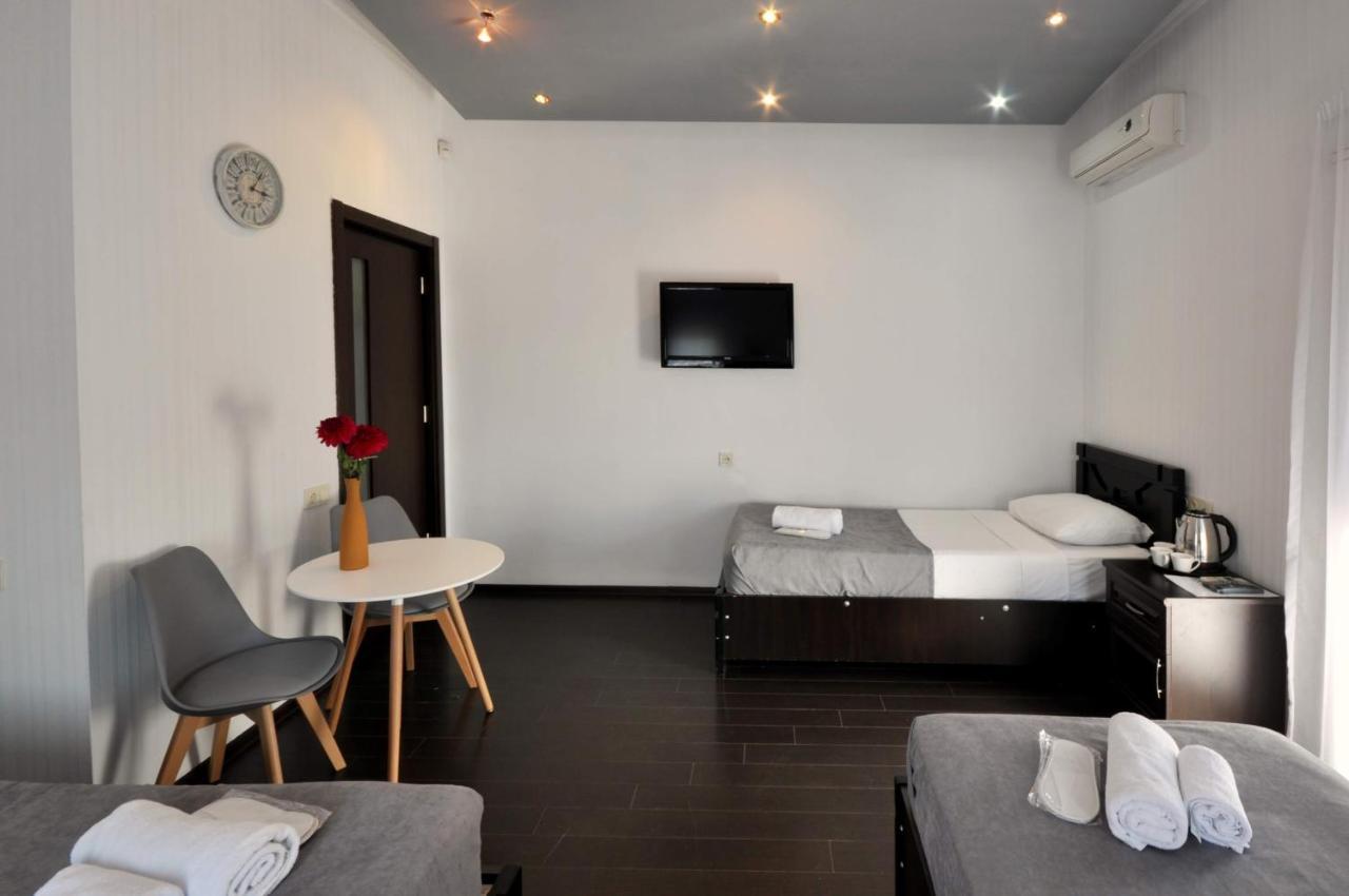 Hotel Majestic Tbilisi Luaran gambar