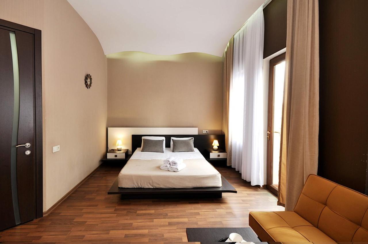 Hotel Majestic Tbilisi Luaran gambar