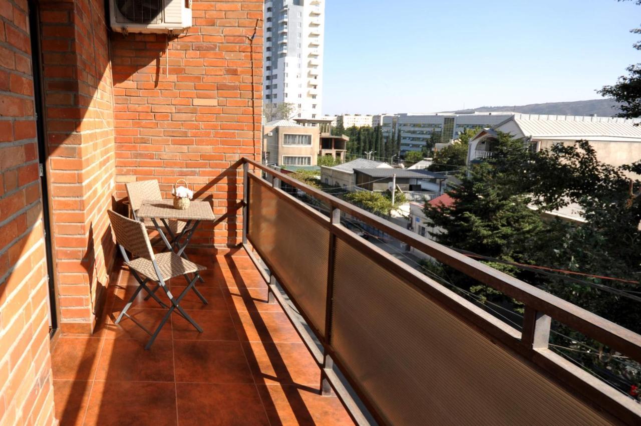 Hotel Majestic Tbilisi Luaran gambar