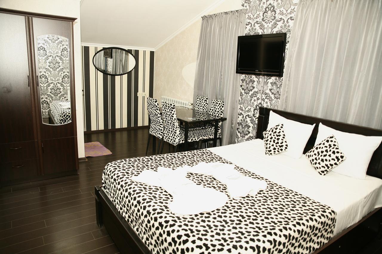 Hotel Majestic Tbilisi Luaran gambar