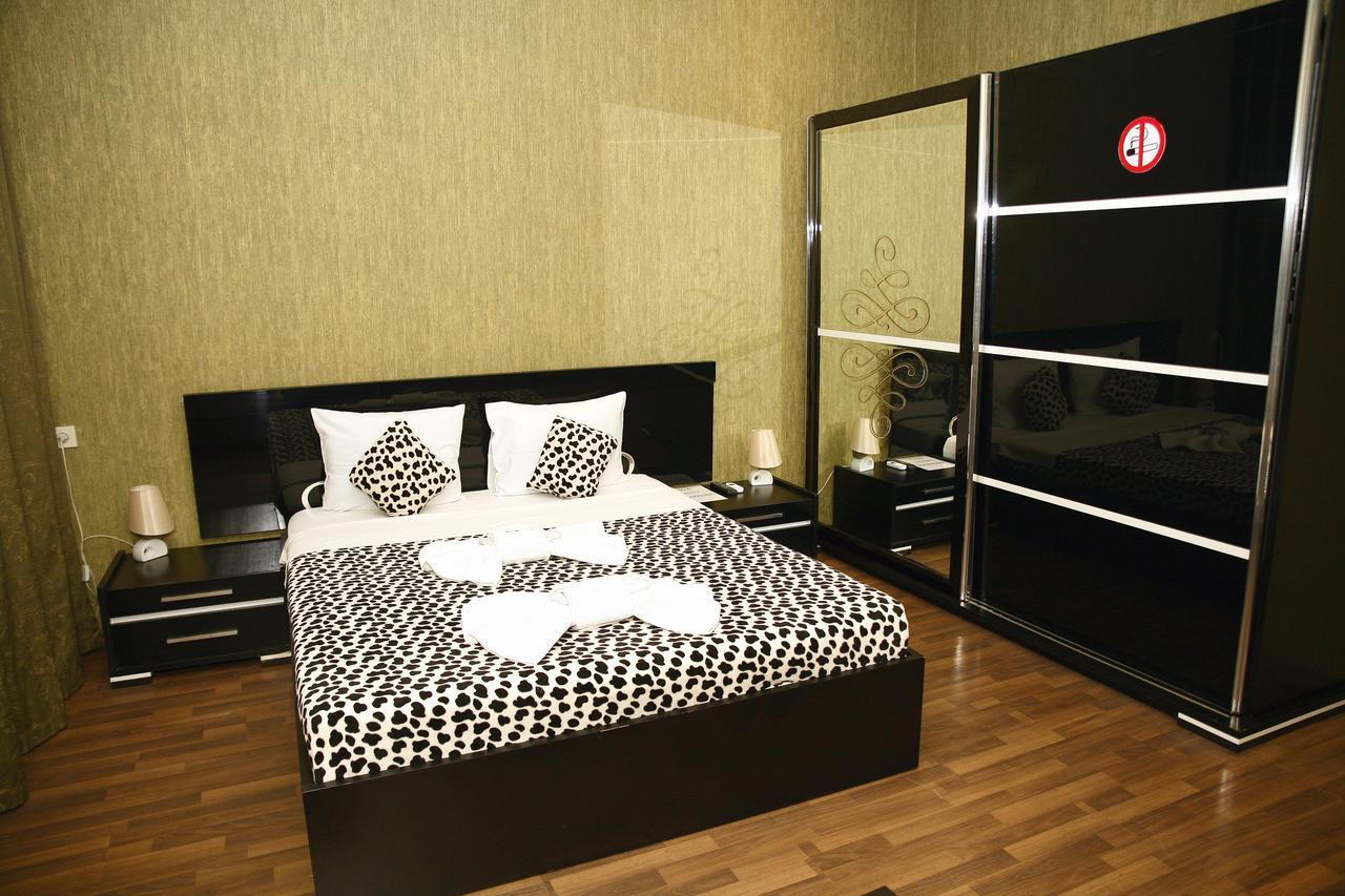 Hotel Majestic Tbilisi Luaran gambar