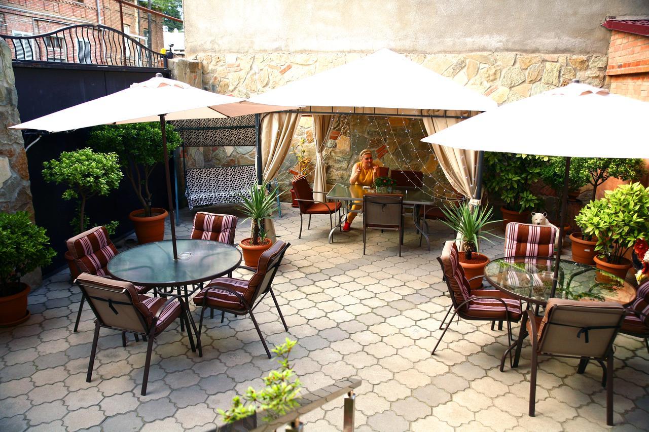 Hotel Majestic Tbilisi Luaran gambar
